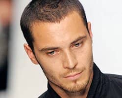 Slider image (4) AEK Hair Institute